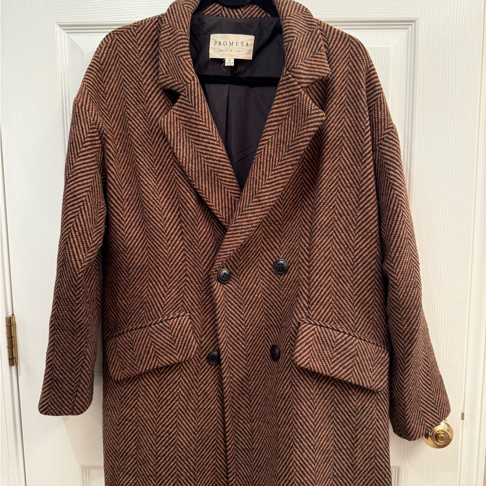 Promesa Tan Herringbone Oversized Blazer